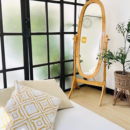 Modern Guesthouse Near Beach In Nasugbu, Batangas Exterior foto