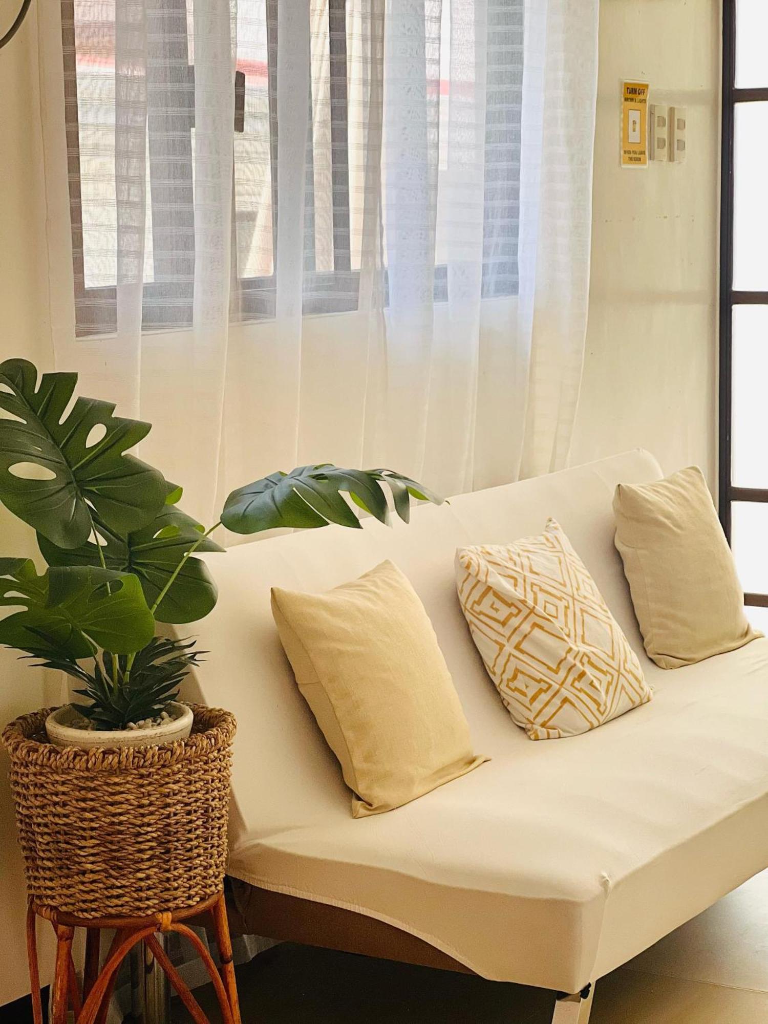 Modern Guesthouse Near Beach In Nasugbu, Batangas Exterior foto