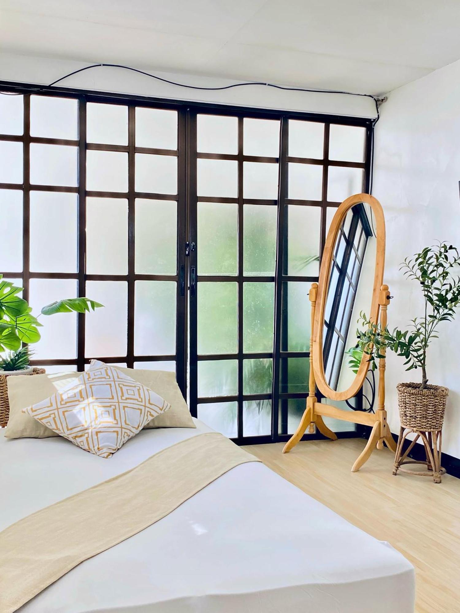 Modern Guesthouse Near Beach In Nasugbu, Batangas Exterior foto